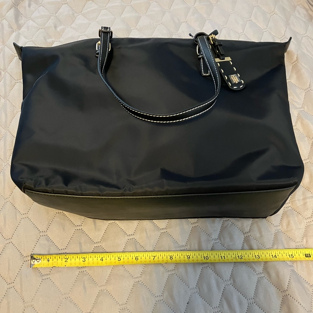 Tommy Hilfiger over shoulder purse